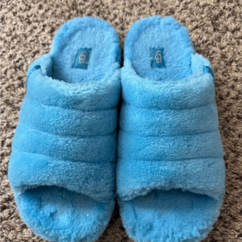 UGG Fluff Yeah Slide Slippers – Sky Blue, Women’s Size 11